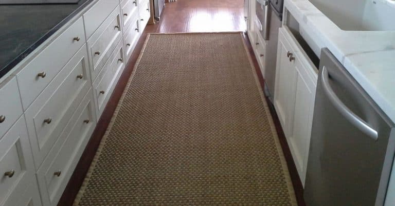 10 Best Rug Material For Kitchen Floor - Textile Details