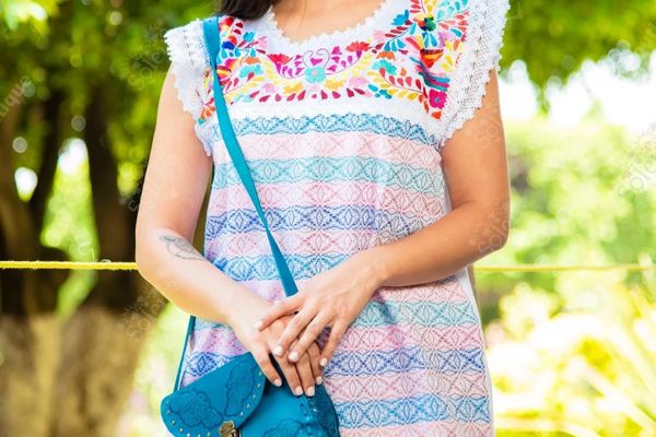 10 Traditional Mexican Blouses You May Try 6 Mexican Manta Blouse