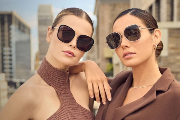 A Guide to Choosing Women's Sunglasses 3 Choosing Women's Sunglasses