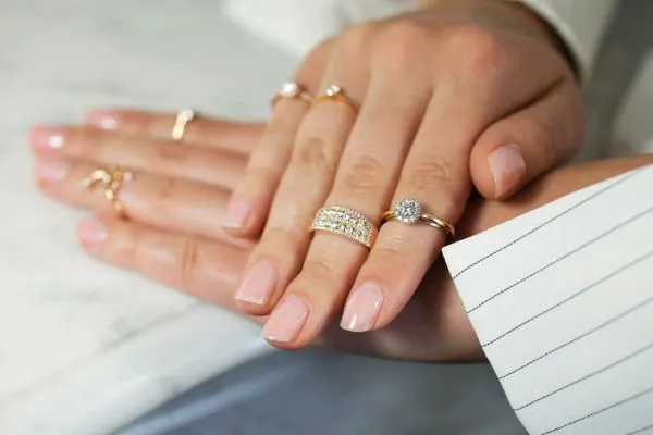 12 Different Types of Engagement Rings You Like to Buy 1 Image: 12 Different Types of Engagement Rings